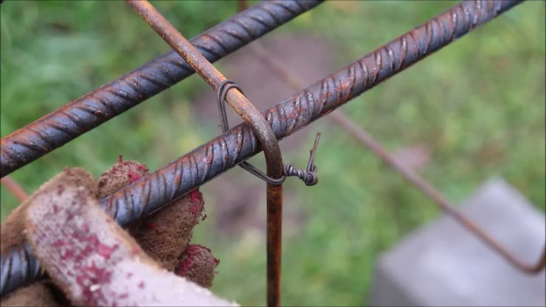 Skuteczne wiązanie zbrojeń: uniknij błędów i stwórz trwałe konstrukcje