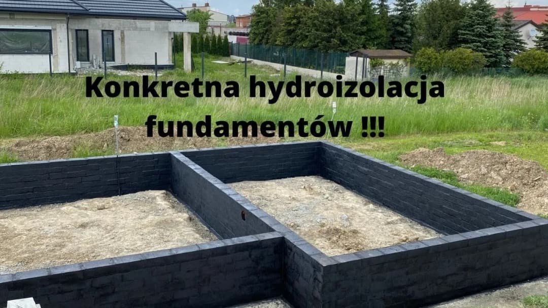 Czym malować fundament, aby skutecznie chronić przed wilgocią?